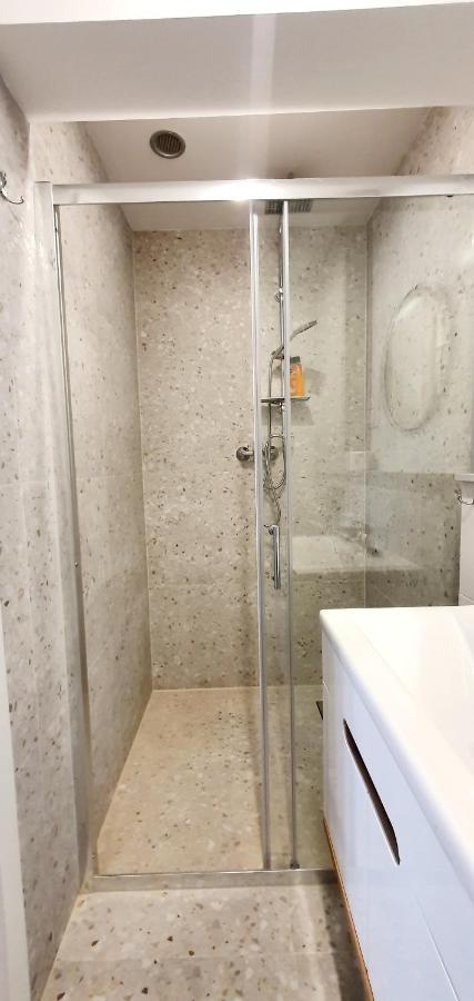 Apartamenty W Kamienicy - Centrum, Bezplatny Parking エウク エクステリア 写真