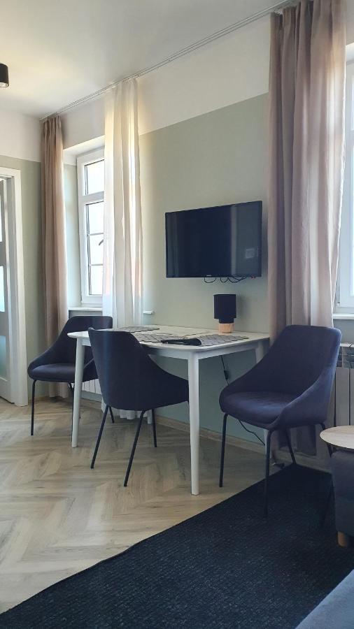 Apartamenty W Kamienicy - Centrum, Bezplatny Parking エウク エクステリア 写真